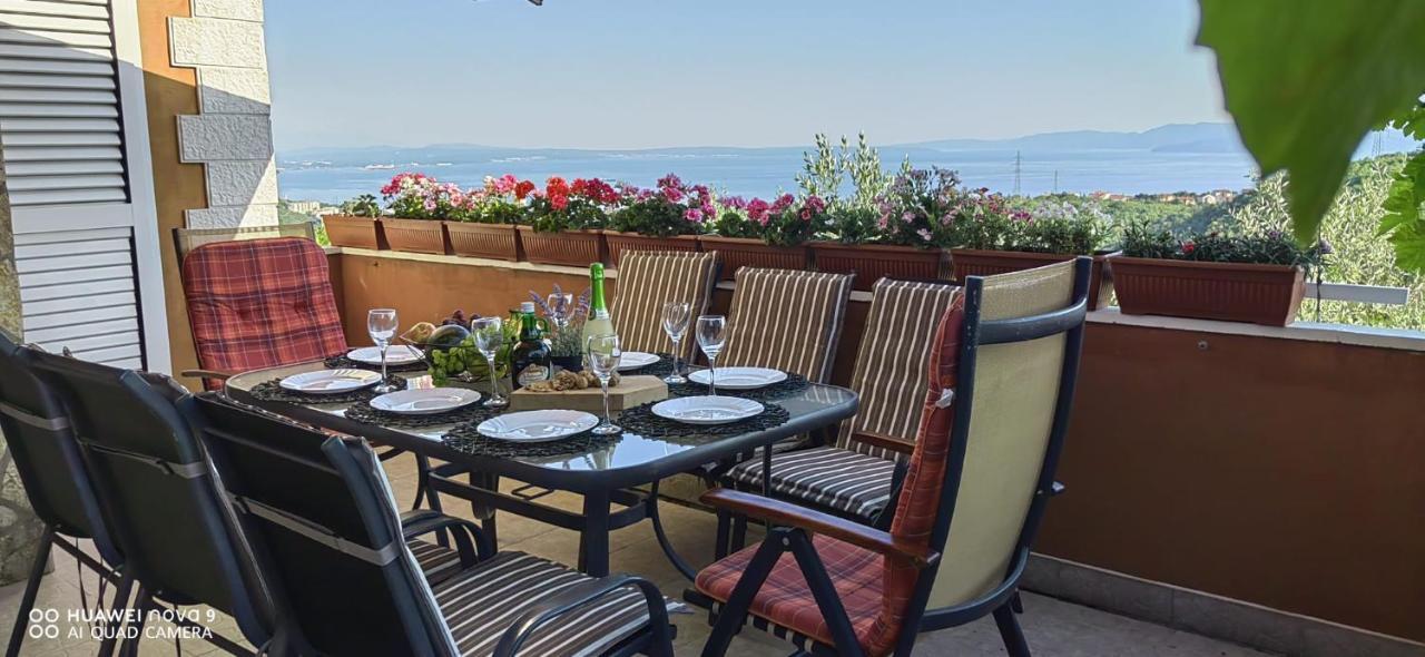 Villa Kuca Za Odmor Vista Mare à Marinici  Extérieur photo